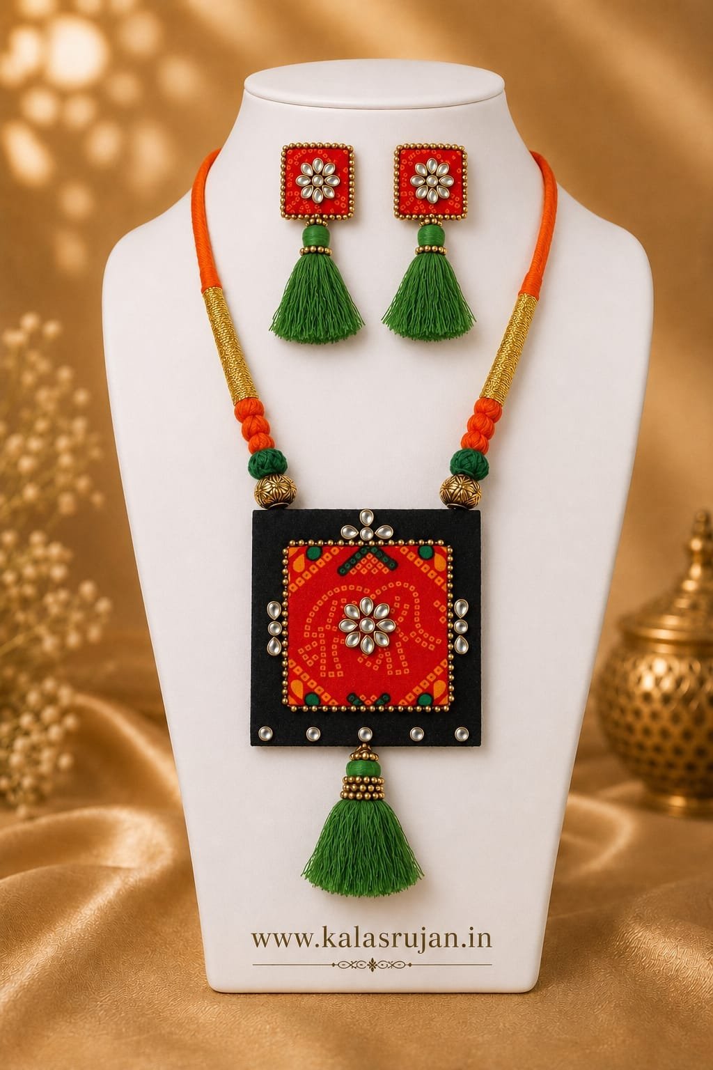 Noir Vermilion Floral Tassel Set Noir Vermilion Floral Tassel Set