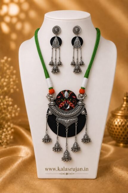Rangoli Noir Hand-painted Oxidised Necklace Set