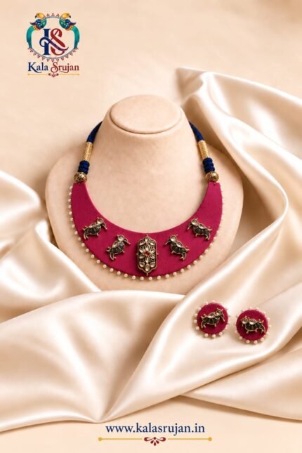 Gray Kundan Dark Pink Hasdi