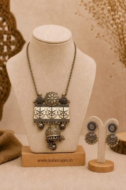 Floral Royal Jhumka