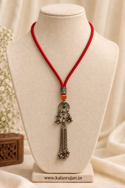 Boho Emerald Red Necklace